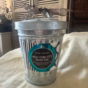 Henri Bendel Collectible Tin New York City Trash Mix Metal Trashcan w/ Lid & Bow